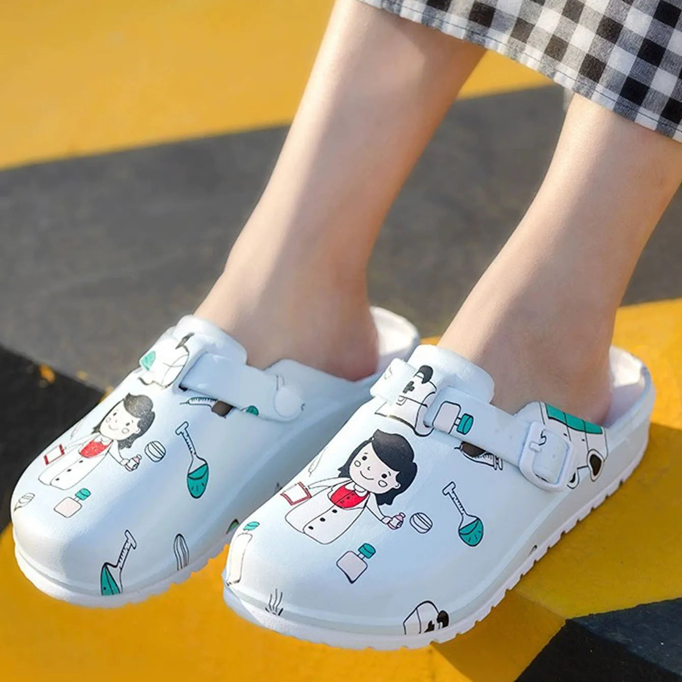 ComfyCare Clogs: Fashion & Fun for Nurses